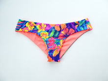 SMALL - Tropical Scrunch Butt Bikini Bottoms